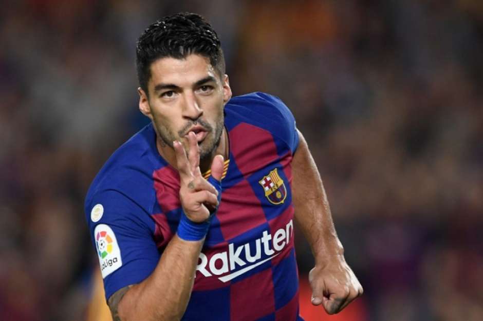 Suárez não está com prestígio com o técnico Ronald Koeman e pode sair do Barcelona (Foto: AFP) Foto: LANCE